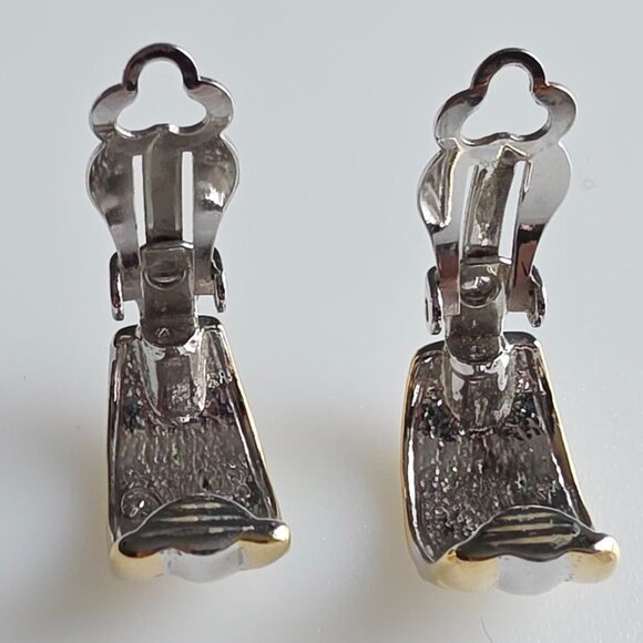 Vintage Two-Toned Clip-On Earrings - Picture 5 of 9